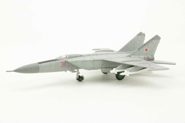 Mig-25P Soviet Air Force 513th Regiment Chuguyevka AB Herpa 554305 1:200 – Bild 3