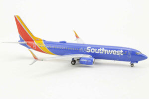 Alternative view of Boeing 737-800 Southwest Airlines N8565Z NG Models 58122 1:400