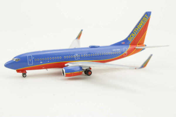 Boeing 737-700 Southwest Airlines N957WN NG Models 77023 1:400 - Image 3