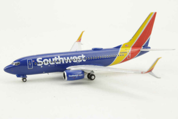 Boeing 737-700 Southwest Airlines N269WN NG Models 77041 1:400 - Image 3