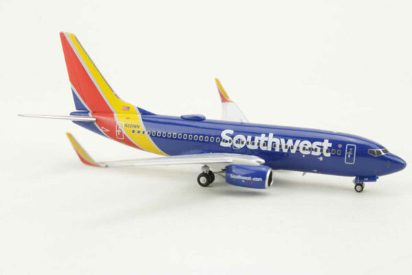 Boeing 737-700 Southwest Airlines N221WN NG Models 77042 1:400 – Bild 2