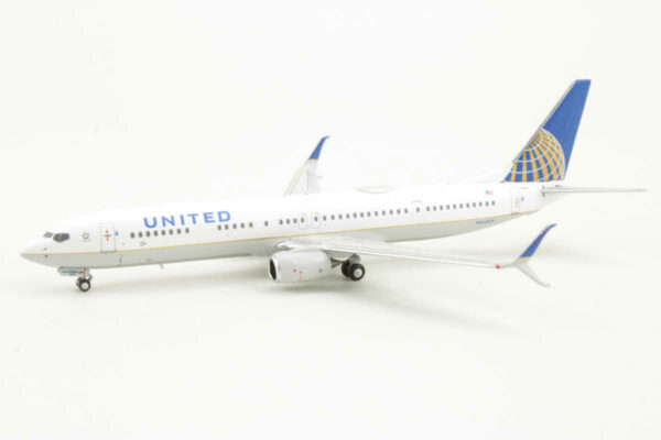 Boeing 737-900 United Airlines N66828 NG Models 79008 1:400 – Bild 3