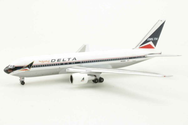 Boeing 767-200 Delta Air Lines "Spirit of Delta" N102DA Aeroclassics AC419399 1:400 – Bild 3