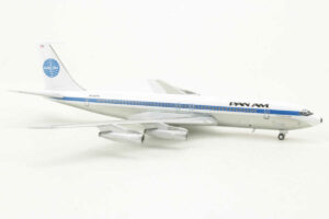Alternative view of Boeing 707 Pan Am N435PA Big Bird BB4-707-003 1:400