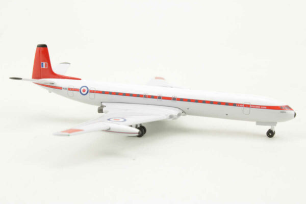 Set 2pcs A&AEE Boscombe Down Bristol 175 / DH-106 Comet Aeroclassics 1:400 – Bild 2