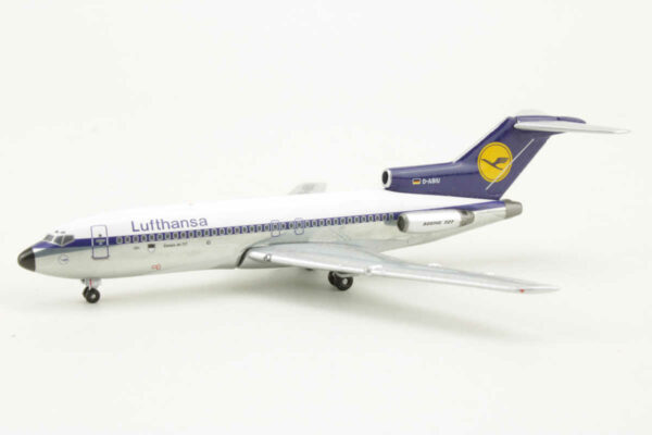 Boeing 727-100 Lufthansa D-ABIU Aeroclassics 1:400 – Bild 3