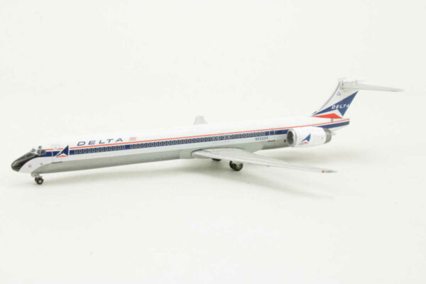 McDonnell Douglas MD-90 Delta Air Lines N906DA Gemini Jets GJDAL552 1:400 – Bild 3