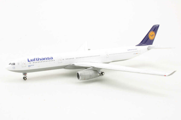 Airbus A330-300 Lufthansa "Minden" D-AIKA Gemini Jets GJDLH1227 1:400 – Bild 3