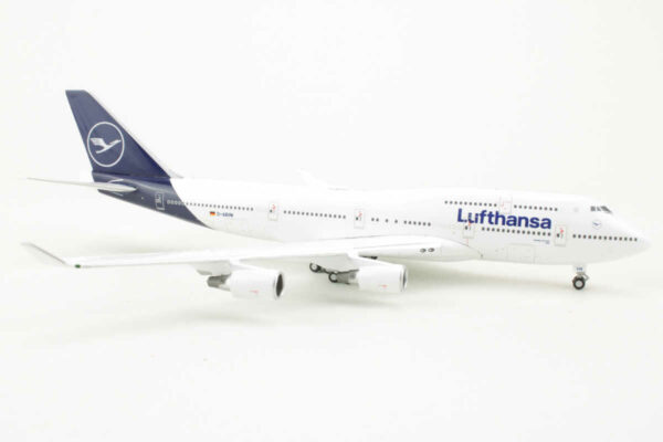 Boeing 747-400 Lufthansa D-ABVM Gemini Jets GJDLH1826 1:400 – Bild 2