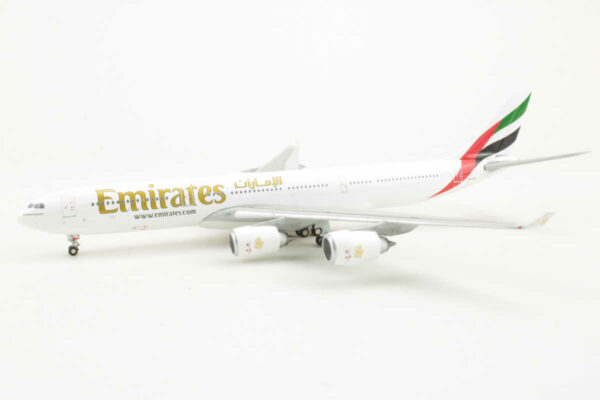 Airbus A340-500 Emirates A6-ERE Gemini Jets GJUAE1243 1:400 – Bild 3