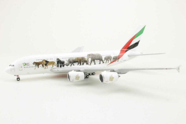 Airbus A380-800 Emirates "Wildlife" A6-EEQ Gemini Jets GJUAE1594 1:400 - Image 3