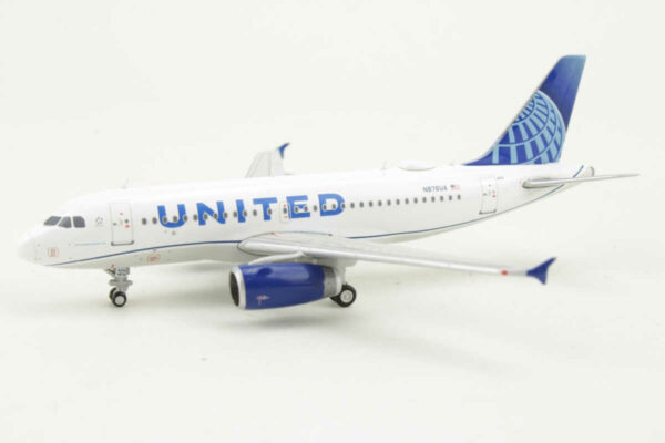 Airbus A319 United Airlines N876UA Gemini Jets GJUAL1914 1:400 - Image 3