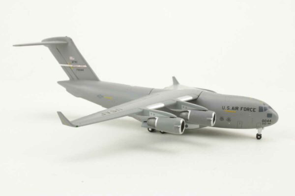 Boeing C-17 Globemaster III United States Air Force USAF Wright-Patt AFB Gemini Macs GMUSA050 1:400 – Bild 2