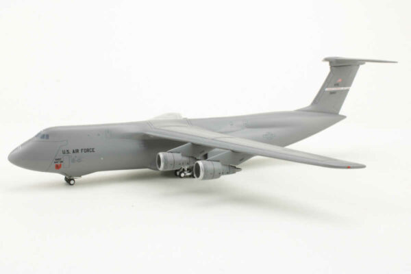 Lockheed C-5 Galaxy USAF Wright Patterson Ohio 00457 Gemini Macs GMUSA056 1:400 – Bild 3