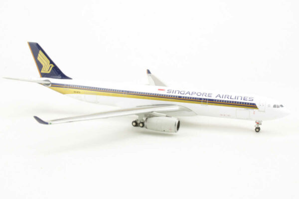 Airbus A330-300 Singapore Airlines 9V-STA JC Wings JC4927 1:400 – Bild 2