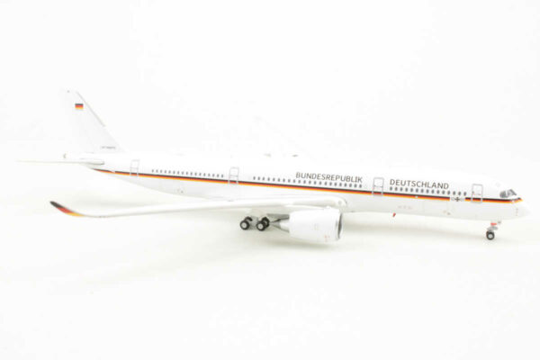 Airbus A350XWB Luftwaffe "Bundesrepublik Deutschland" 10+01 JC Wings LH4246 1:400 – Bild 2