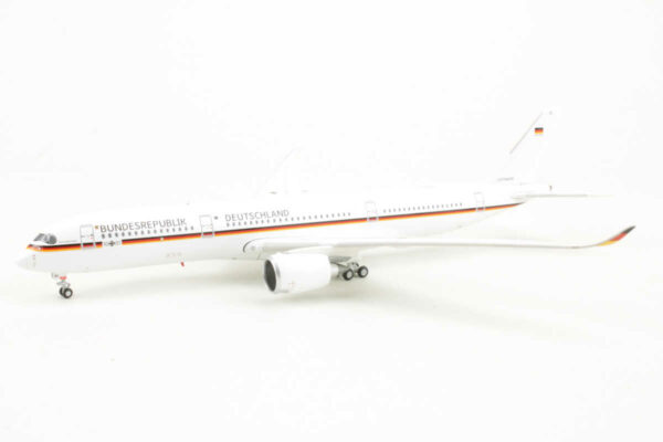 Airbus A350XWB Luftwaffe "Bundesrepublik Deutschland" 10+01 JC Wings LH4246 1:400 – Bild 3