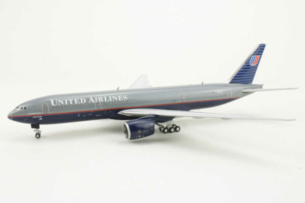 Boeing 777-200 United Airlines "Battleship" N777UA JC Wings XX40206 1:400 - Image 3