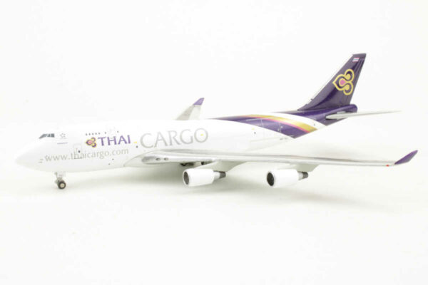 Boeing 747-4D7(BCF) Thai Airways Cargo HS-TGJ JC Wings XX4318 1:400 – Bild 3