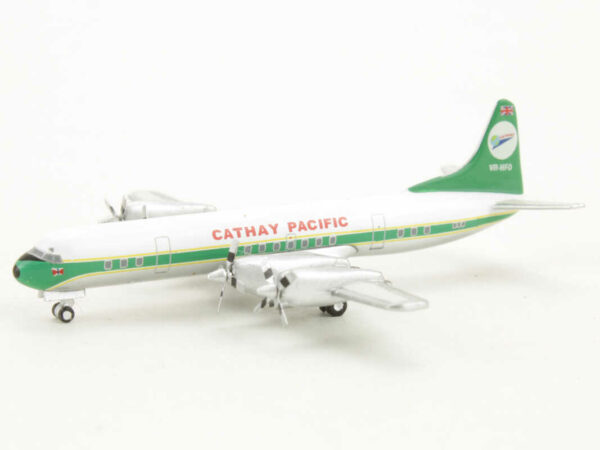 Lockheed L-188 Electra Cathay Pacific VR-HFO 1:500 – Bild 3