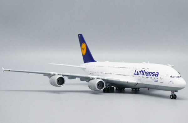 Airbus A380-800 Lufthansa D-AIMK JC Wings EW4388013 1:400 – Bild 9