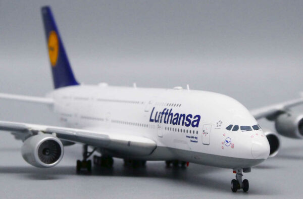 Airbus A380-800 Lufthansa D-AIMK JC Wings EW4388013 1:400 – Bild 6