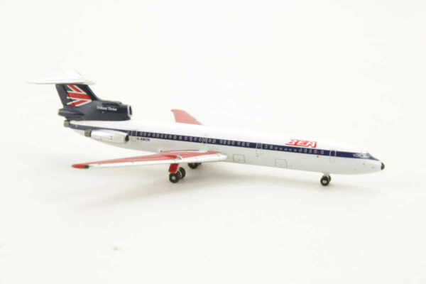 Hawker Siddeley HS-121 Trident 3B BEA British European Airways G-AWZK Inflight500 1:500 – Bild 2