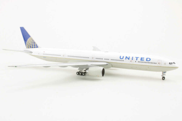 Boeing 777-300ER United Airlines N58031 Gemini Jets GJUAL1605 1:400 – Bild 2