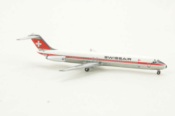McDonnell Douglas DC-9-50 Swissair HB-ISR Inflight500 IF5950001 1:500 – Bild 2