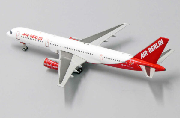 Boeing 757-200 Air Berlin HB-IHR JC Wings LH4091 1:400 – Bild 4