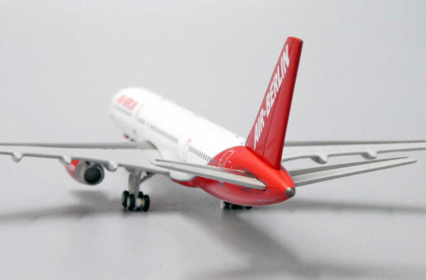 Boeing 757-200 Air Berlin HB-IHR JC Wings LH4091 1:400 – Bild 12