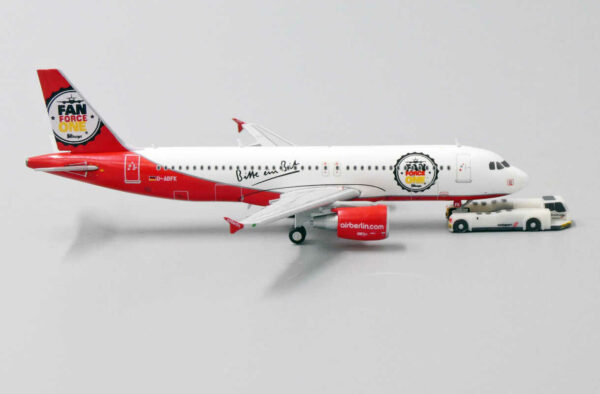 Airbus A320 Air Berlin "Fan Force One" D-ABFK JC Wings LH4096 1:400 – Bild 8