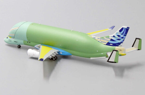 Airbus A330-700L Beluga XL "Bare Metal" F-WBXL JC Wings LH4142 1:400 – Bild 6