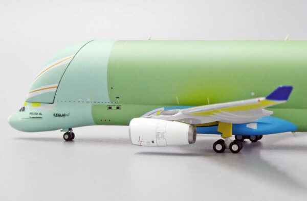 Airbus A330-700L Beluga XL "Bare Metal" F-WBXL JC Wings LH4142 1:400 – Bild 8
