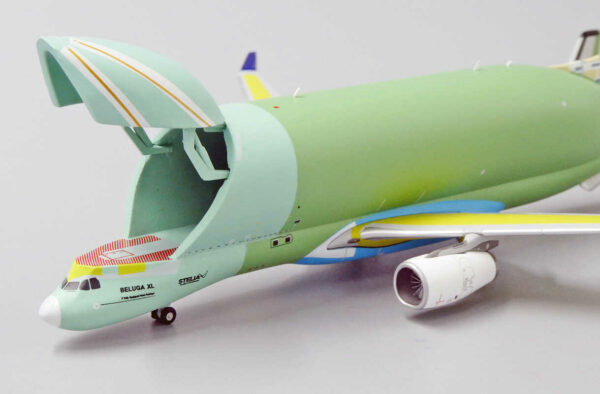 Airbus A330-700L Beluga XL "Bare Metal" F-WBXL JC Wings LH4142 1:400 – Bild 16
