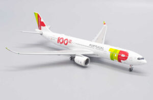 Alternative view of Airbus A330neo TAP Air Portugal "First to fly" CS-TUI JC Wings LH4156 1:400