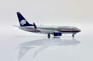 Boeing 737-700 Aeromexico XA-CAM JC Wings XX40027 1:400