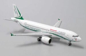 Alternative view of Airbus A320 Safran Green Taxiing System F-HGNT JC Wings XX4213 1:400