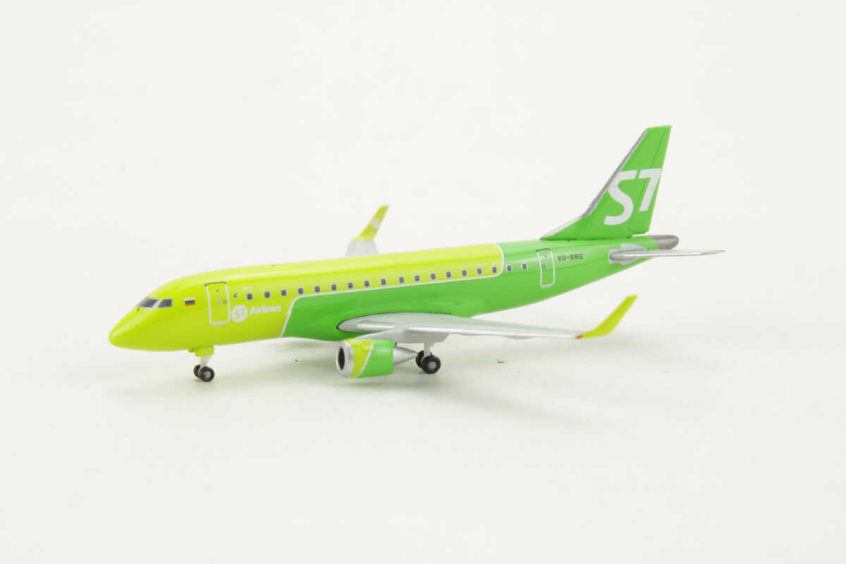 Embraer E170 S7 Airlines VQ-BBO Herpa 530866 1:500 – Bild 3