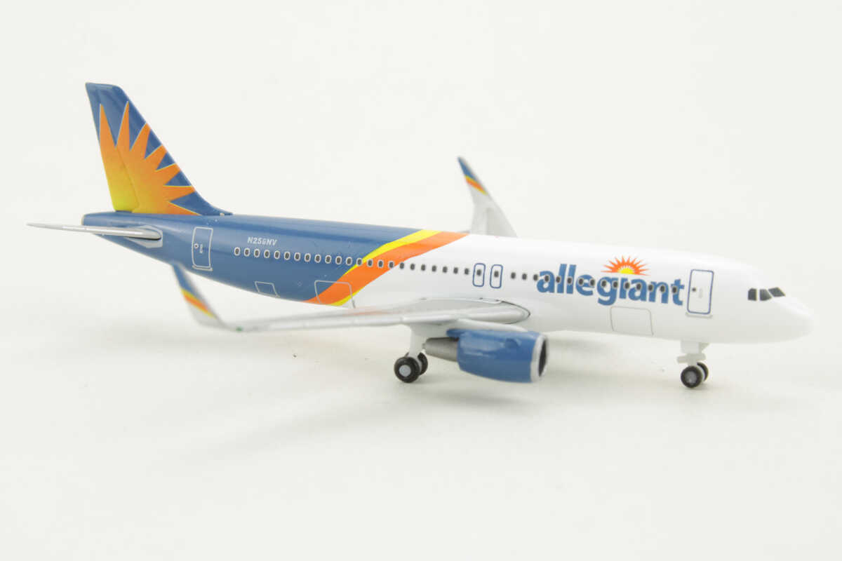 Airbus A320 Allegiant Air N256NV Herpa 533140 1:500 – Bild 2