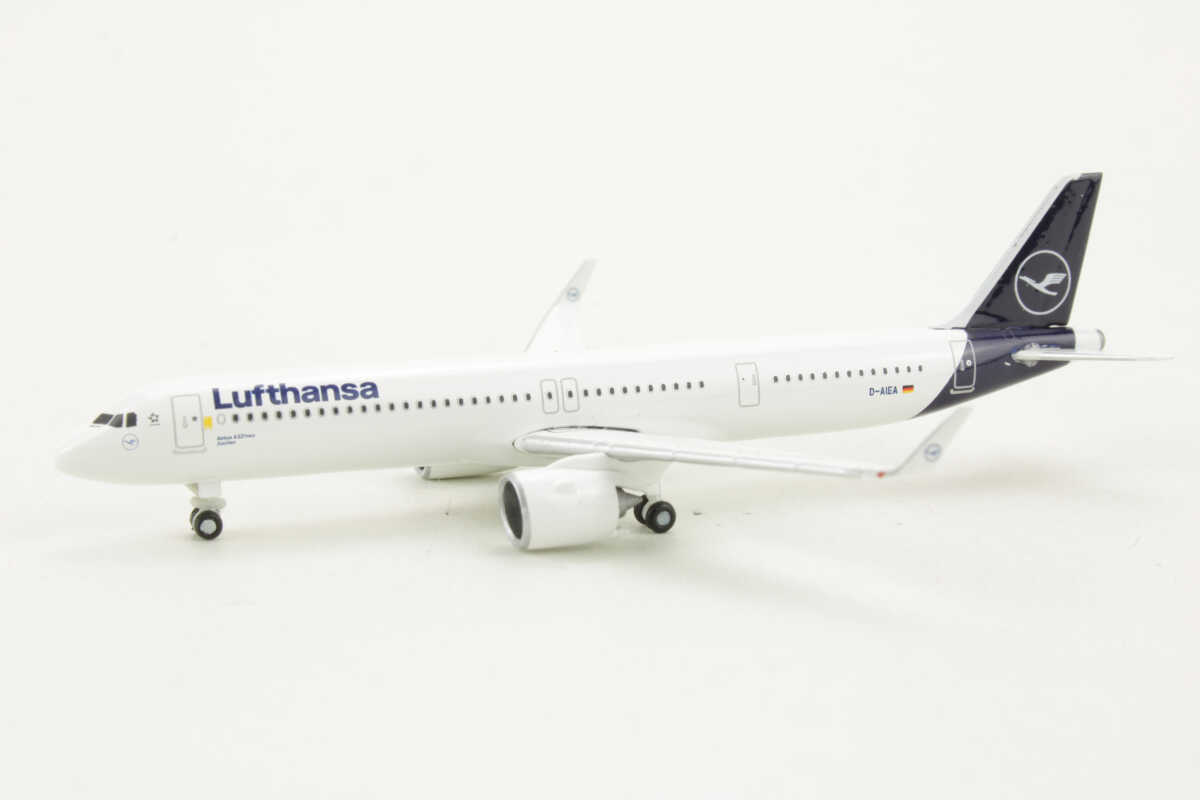 Airbus A321neo Lufthansa "Aachen" D-AIEA Herpa 534376 1:500 – Bild 3