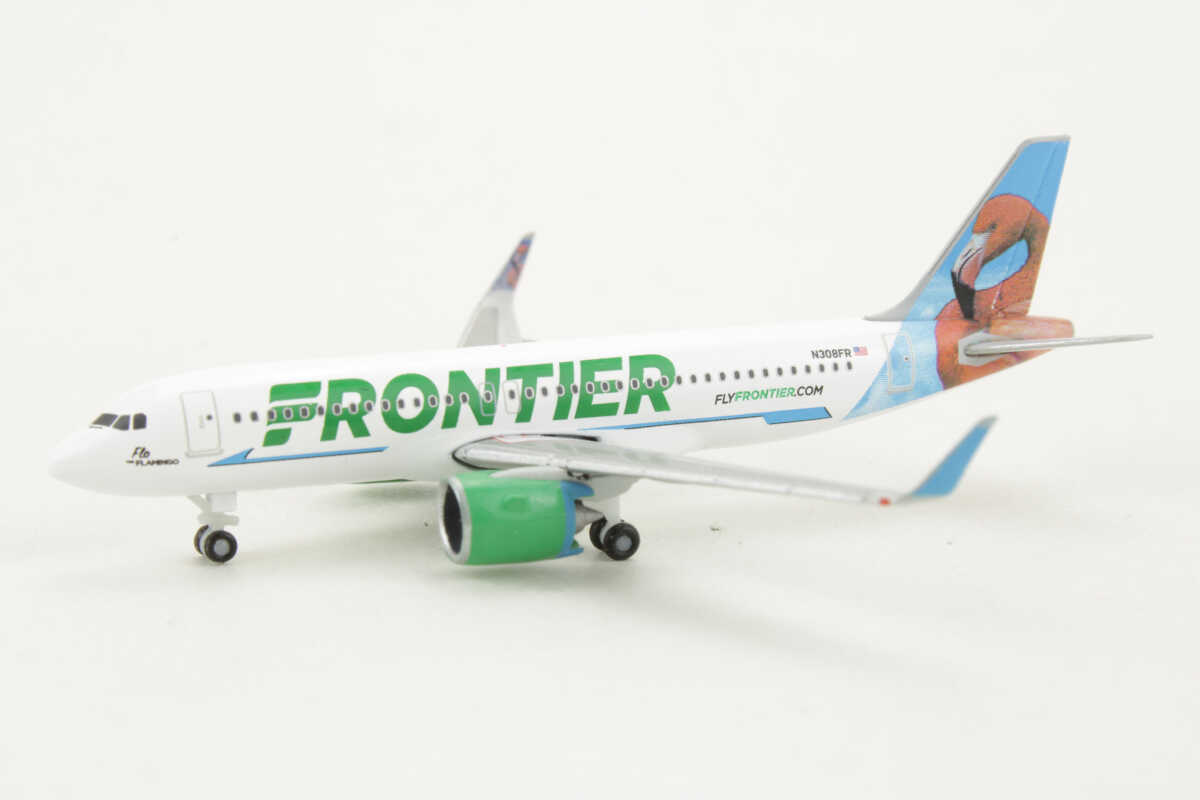 Airbus A320neo Frontier Airlines "Flo the Flamingo" N308FR Herpa 534697 1:500 – Bild 3