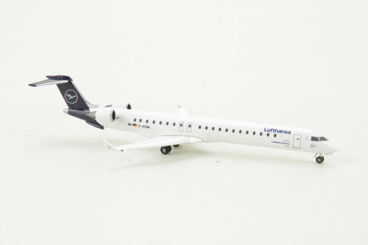 Bombardier CRJ900 Lufthansa "Ratingen" D-ACNR Herpa 535045 1:500 – Bild 2