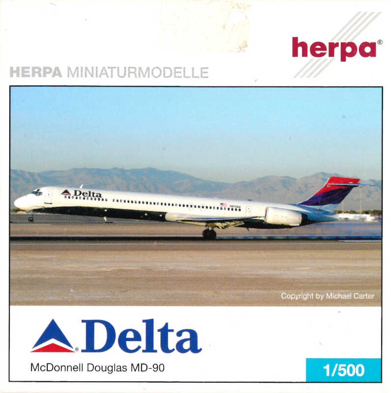 McDonnell Douglas MD-90 Delta Air Lines N906DA Herpa 507776 1:500