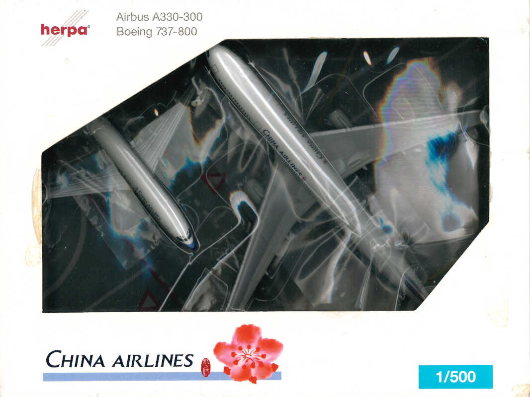 Set 3 pcs China Airlines Boeing 747 / 737 Airbus A330 Herpa 514231 1:500 – Bild 2