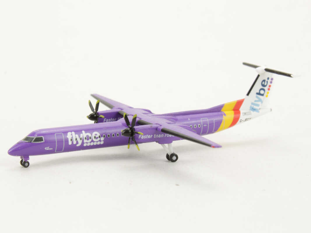 Bombardier Q400 Flybe G-JECY Herpa 527590 1:500 – Bild 3