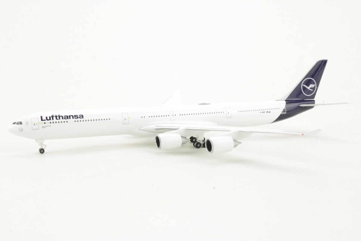 Airbus A340-600 Lufthansa "Lübeck" D-AIHF Herpa 534192 1:500 – Bild 3