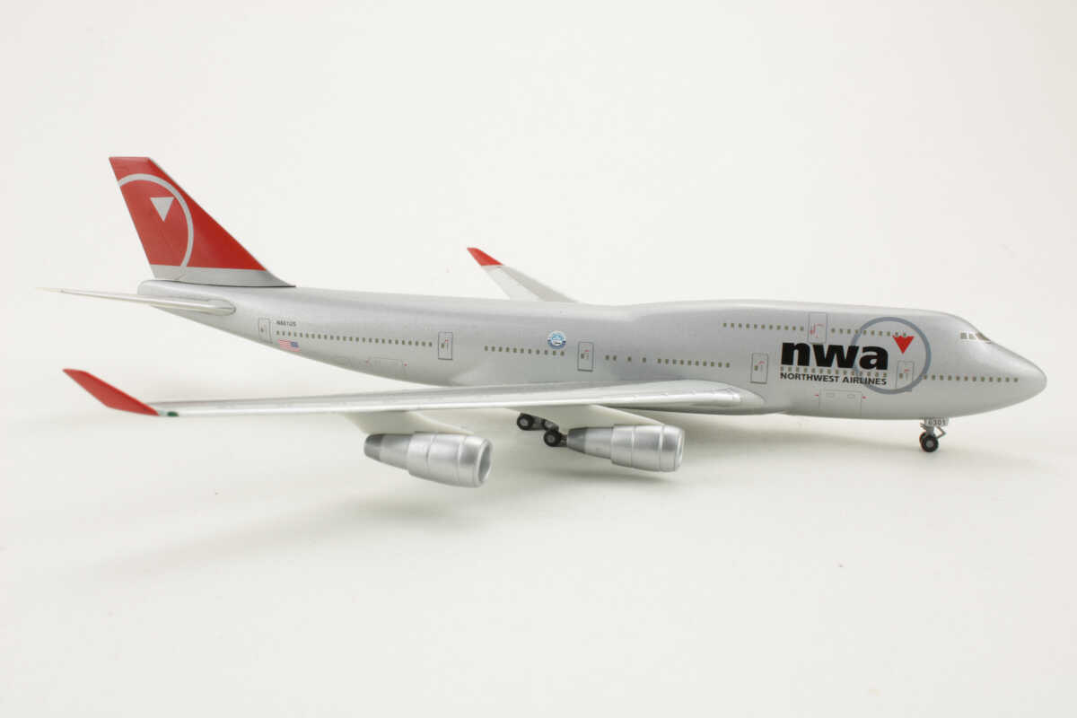 Boeing 747-400 NWA Northwest Airlines N661US Herpa 560887 1:400 – Bild 3