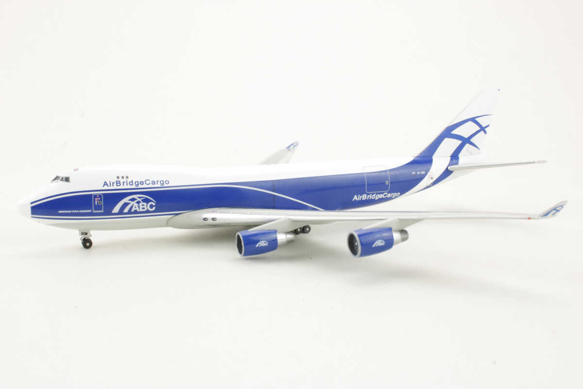 Boeing 747-400F Air Bridge Cargo VP-BIM Herpa 562201 1:400 – Bild 3