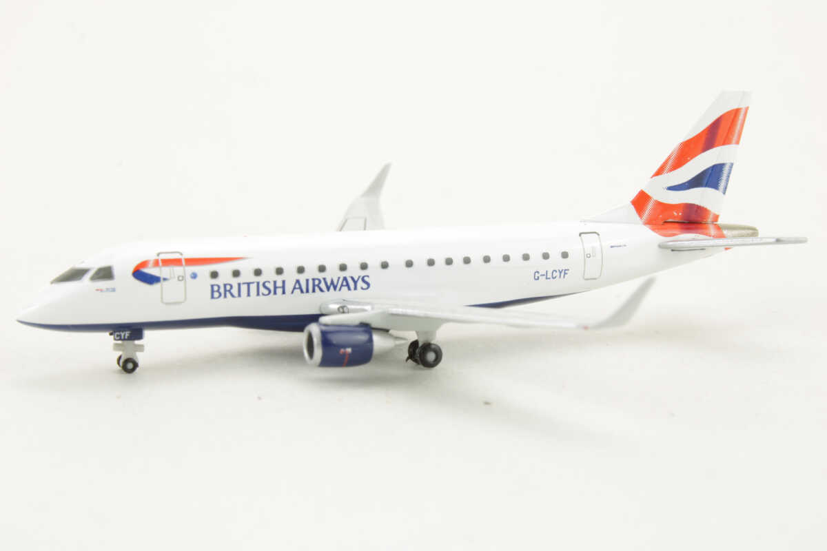 Embraer ERJ-170 British Airways Cityflyer G-LCYF Herpa 562317 1:400 – Bild 3